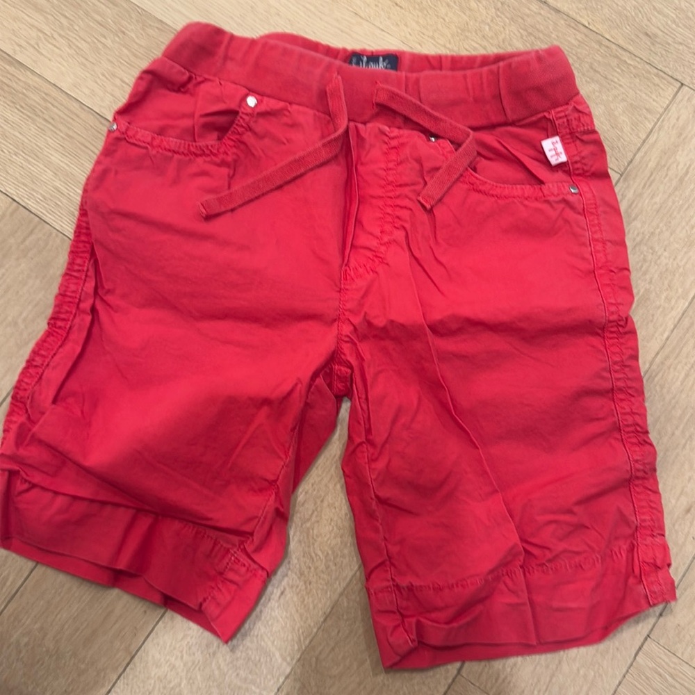 Il Gufo red shorts, with drawstring